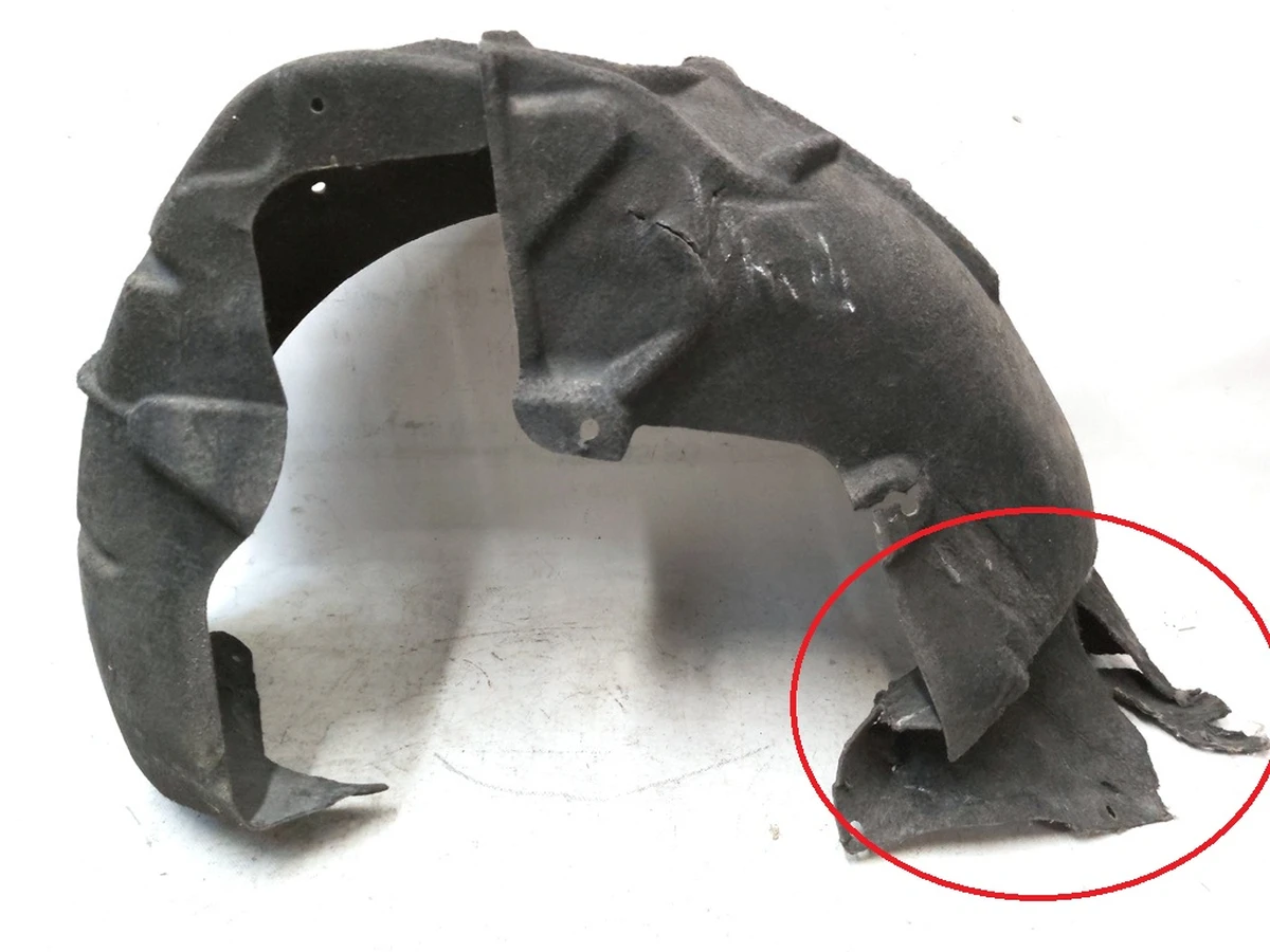 3 Підкрилок задній лівий з пошкодженням Tesla model 3 1081583-00-D