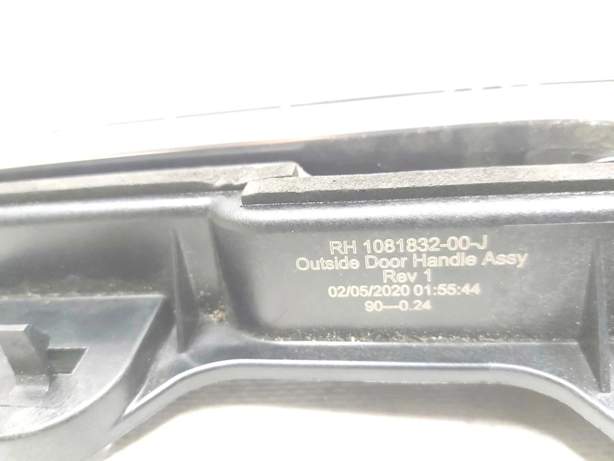 1 Handle Mechanism Outer Front Rear Left REV1 Tesla model 3 1081831-00-J