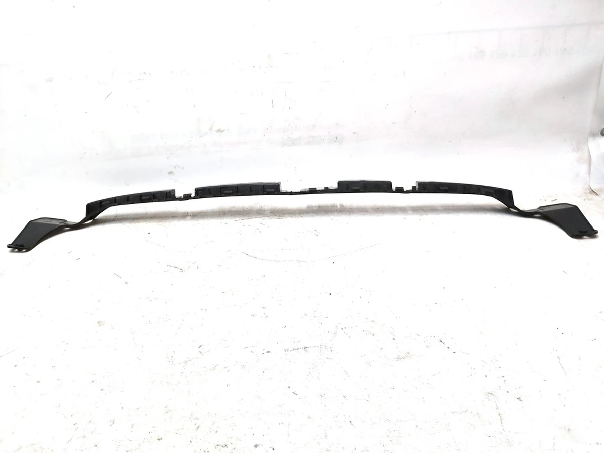 10 Кронштейн заднього бампера центральний Tesla model 3 1121191-00-E