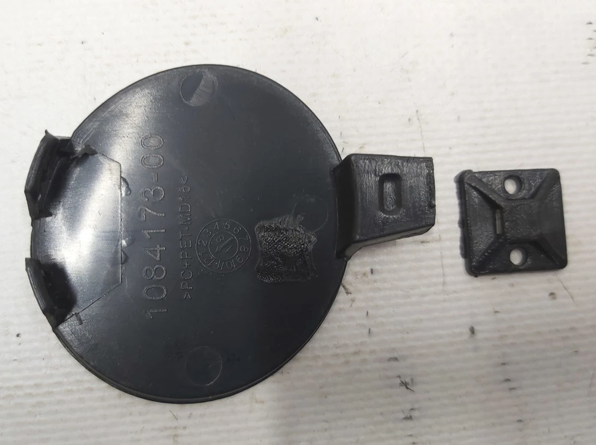 Заглушка бампера переднього NEW Tesla model 3 1084168-00-E