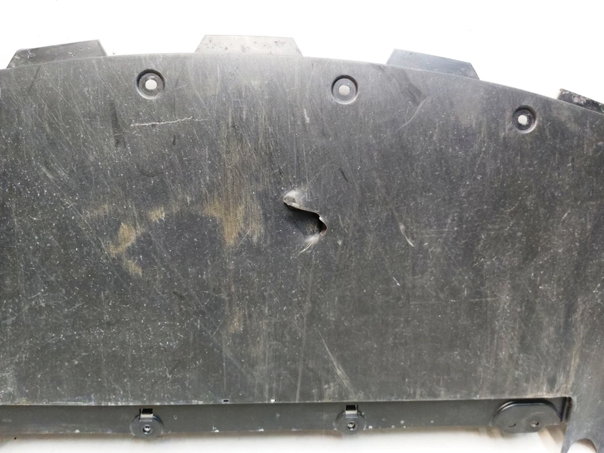 1 Накладка бампера переднього нижня (губа) Tesla model 3 1084174-00-D