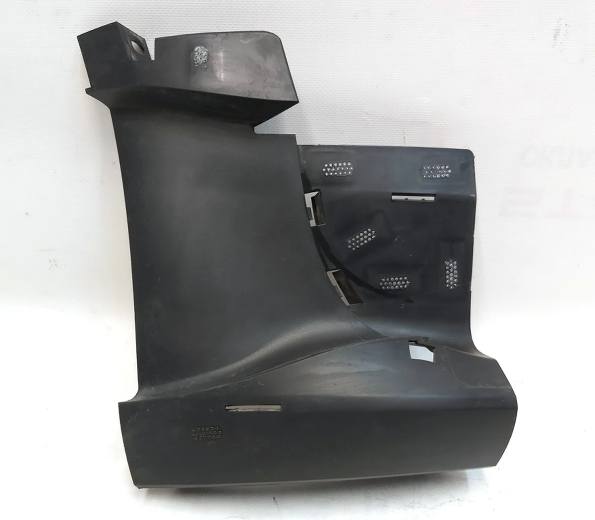 1 Підсилювач бампера переднього правий нижній Tesla Model 3 1084177-00-D