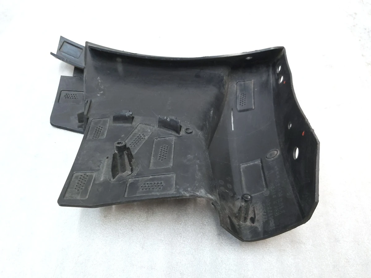 1 Усилитель бампера переднего правый нижний Tesla Model 3 1084177-00-D