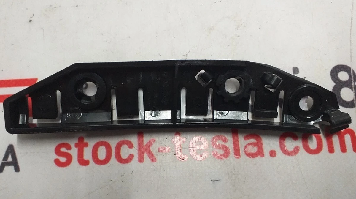 2 Кронштейн крепления направляющая бампер крыло правый NEW Tesla model 3 1084182-00-E