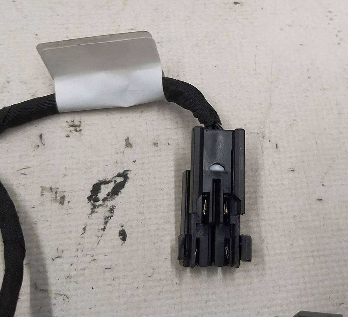 12 Електропроводка сидіння водійського GEN3 Tesla model S REST AG159296-A2