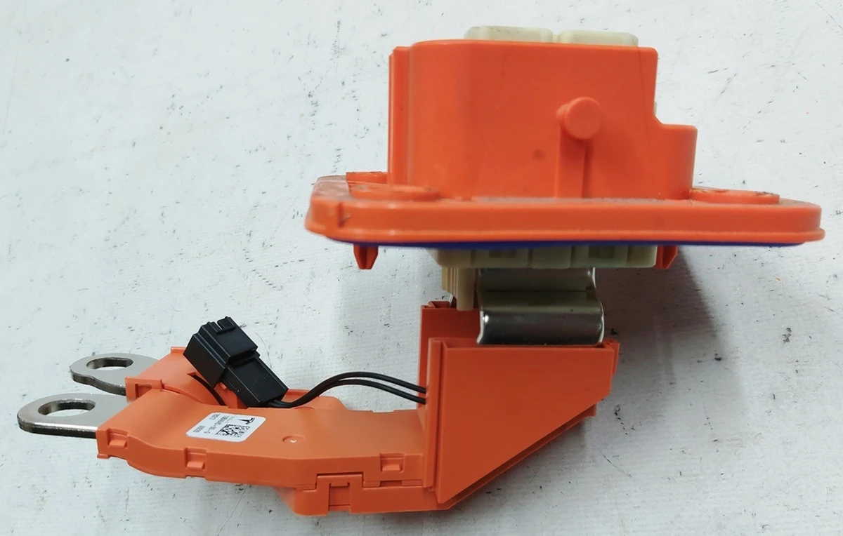 Connector high-voltage one phase of the charging port and the main battery Tesla model 3 1084645-00-I