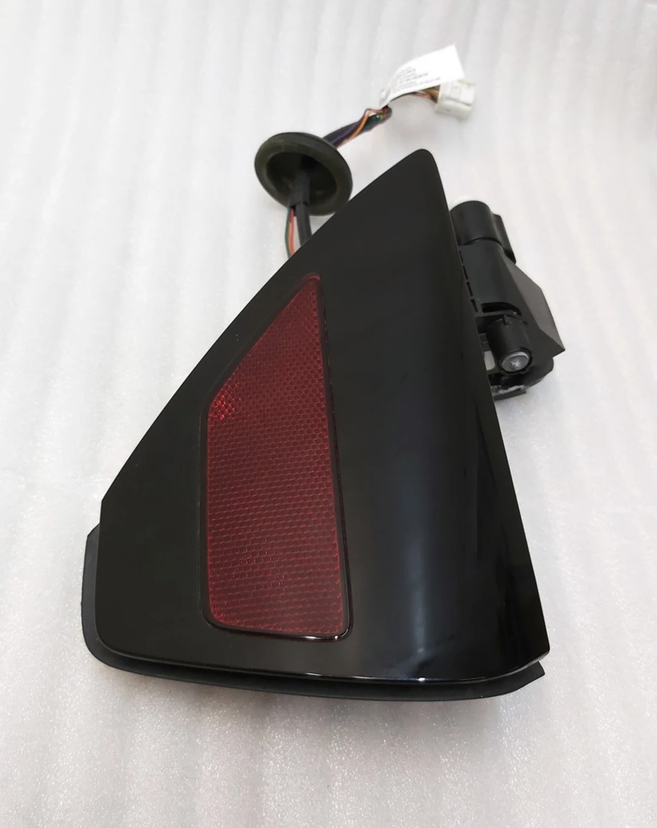 3 CHARGE PORT ACTUATOR  with damage Tesla model 3 1084854-00-J