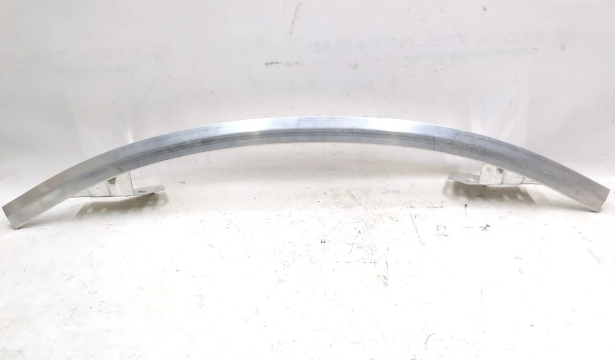 3 Гребень переднего бампера металл сабля NEW (Китай) Tesla model 3 1084894-00-B