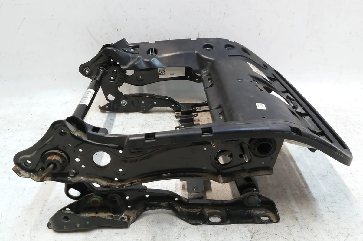 2 Каркас нижньої частини водійського сидіння в зборі Tesla model S REST AG159298-D