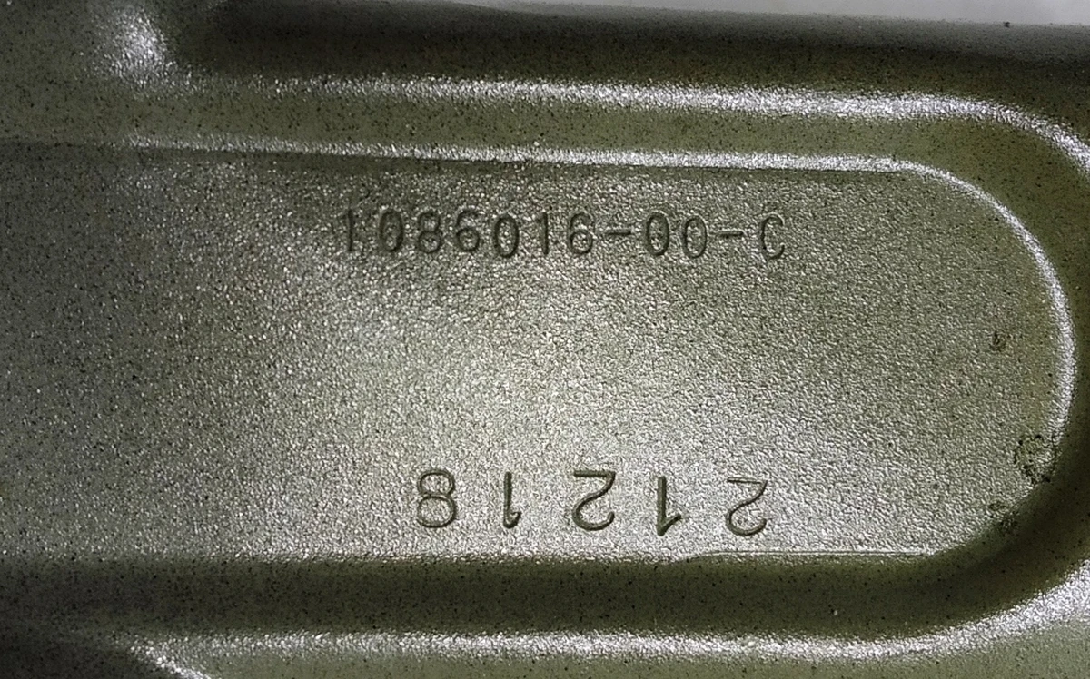 19 Кронштейн лонжерона правого крила Tesla model 3 1086016-S0-A