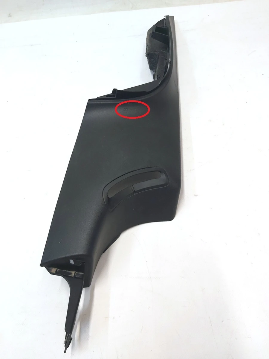 6 Накладка ременя безпеки стійки С правоъ з пошкодженням Tesla model 3 1086285-00-L