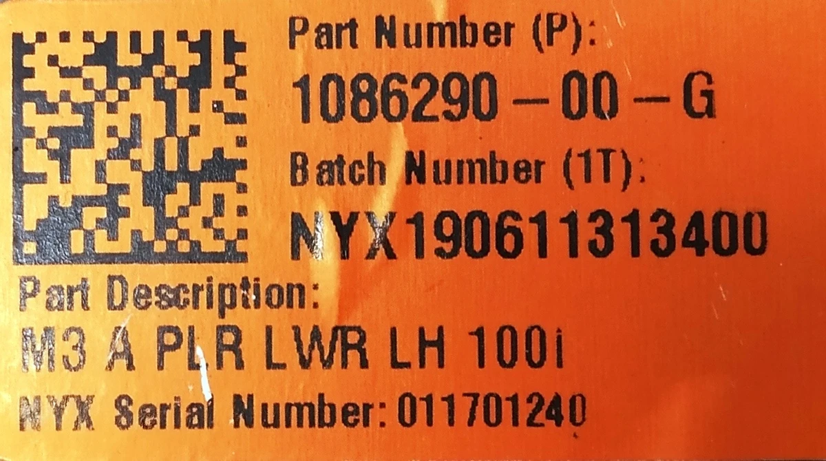 9 Облицювання порогу переднього лівого Tesla model 3 1086290-00-H