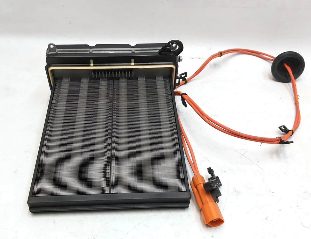 1 Элемент нагревательный климатической уставновки (печки) салона в сборе с электропроводкой Tesla model 3 1088218-00-I