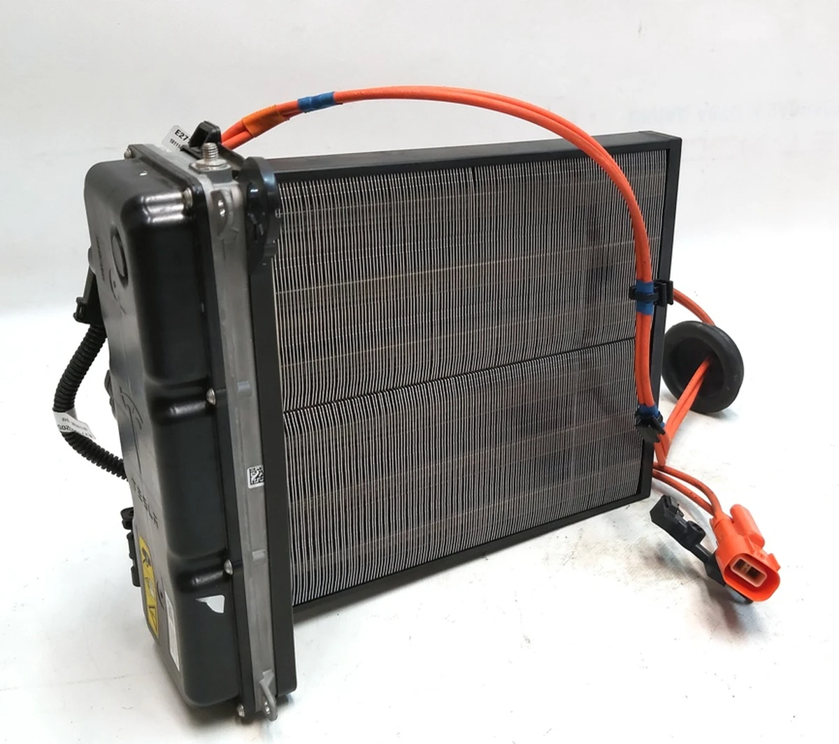 1 Елемент нагрівальний грубки салону в зборі з електропроводкою Tesla model 3 1088218-00-I