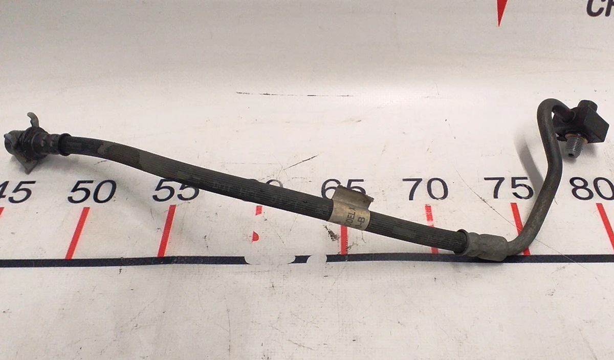 4 Шланг гальмівний задній правий Tesla model S REST 1088733-00-C