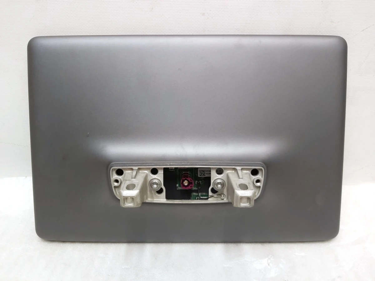 1 Дисплей з тачскріном Tesla model 3, model Y 1089543-00-H