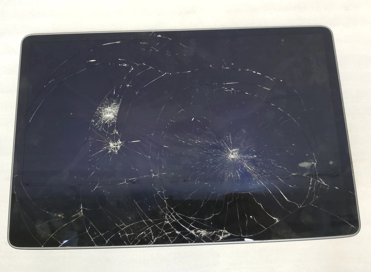 1 Display with touchscreen working with screen damage Tesla model 3, model Y 1089543-00-H