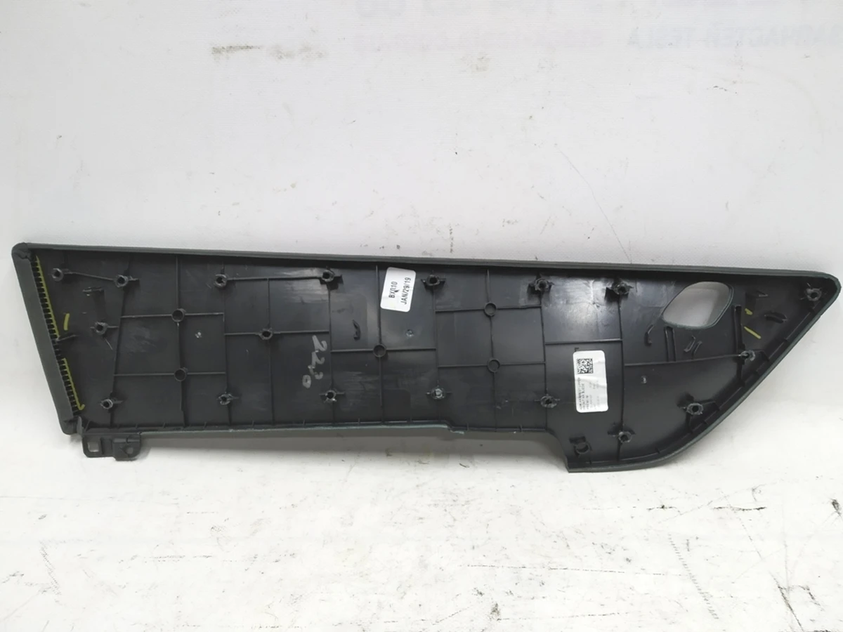 14 Кишеня карти дверей передньої правої PREM BLACK ALCANTARA Tesla model 3 1090411-01-H