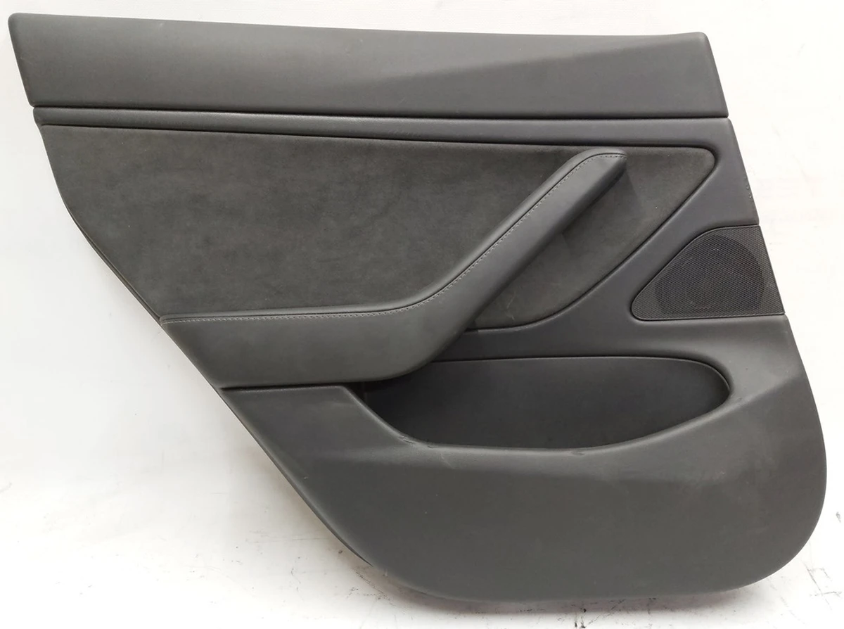 1 Карта дверей задніх лівих у зборі з бл. реєстр. скло. та динам. PREM BLACK (з ушкодж.) Tesla model 3 1090413-01-M