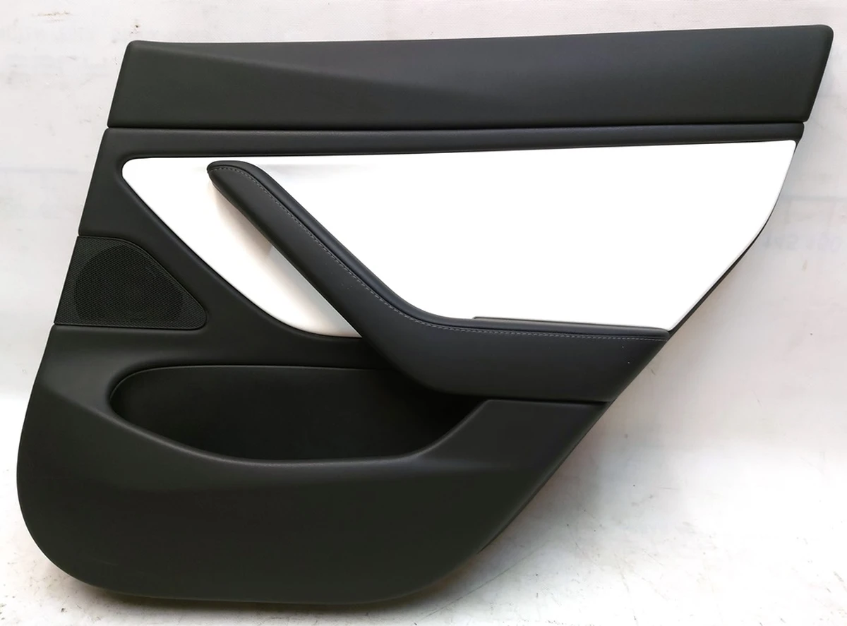 11 Карта дверей задньої правої PREM WHITE без блоку склопідйомника з пошкодженням Tesla model 3 1090415-02-M