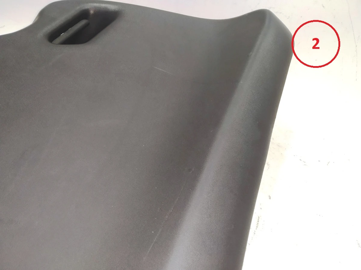 M3, LIFTGATE TRIM, END ITEM {M3} 1090454-00-I