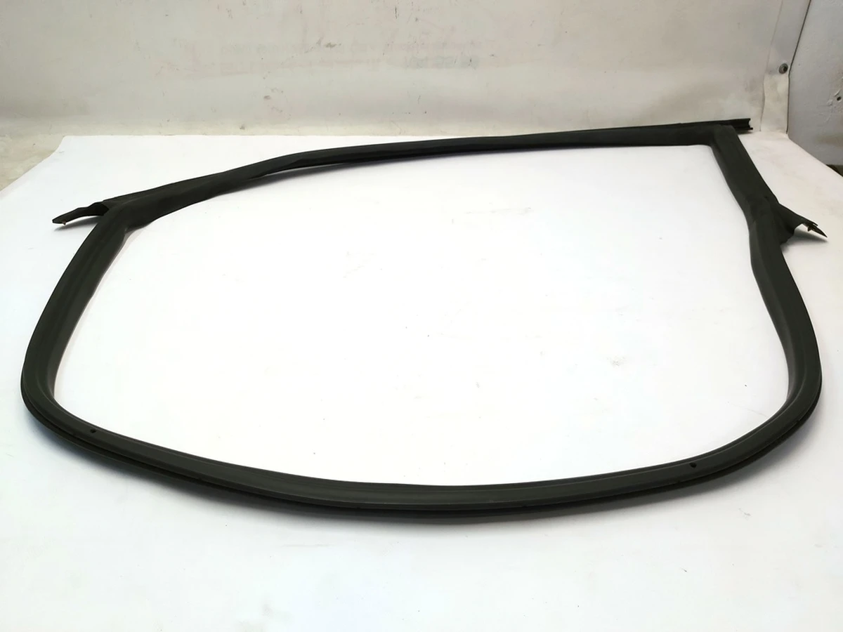 1 PRIMARY BODY SEAL - FRONT - LEFT HAND Tesla model 3 1090499-90-N