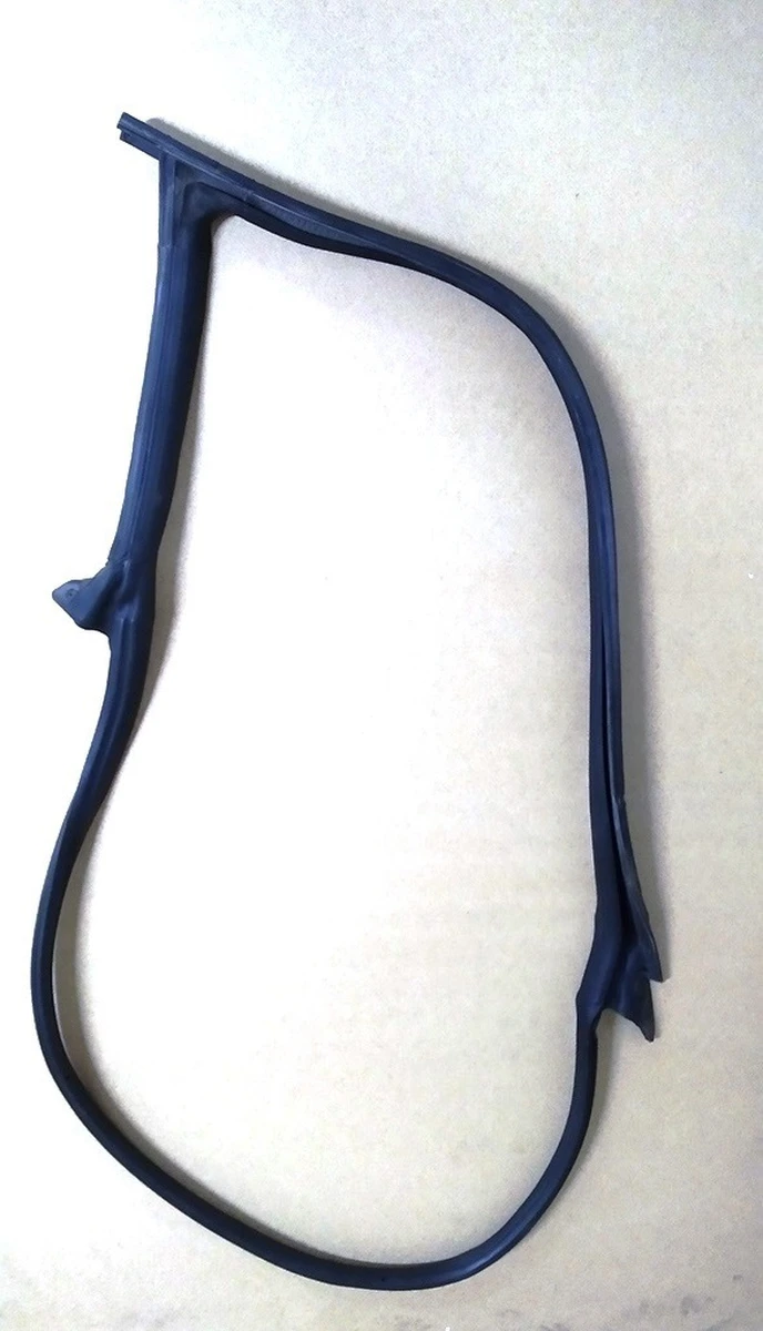 1 SEAL, BODY SIDE FR PRIMARY, RH Tesla model 3 1090500-00-K