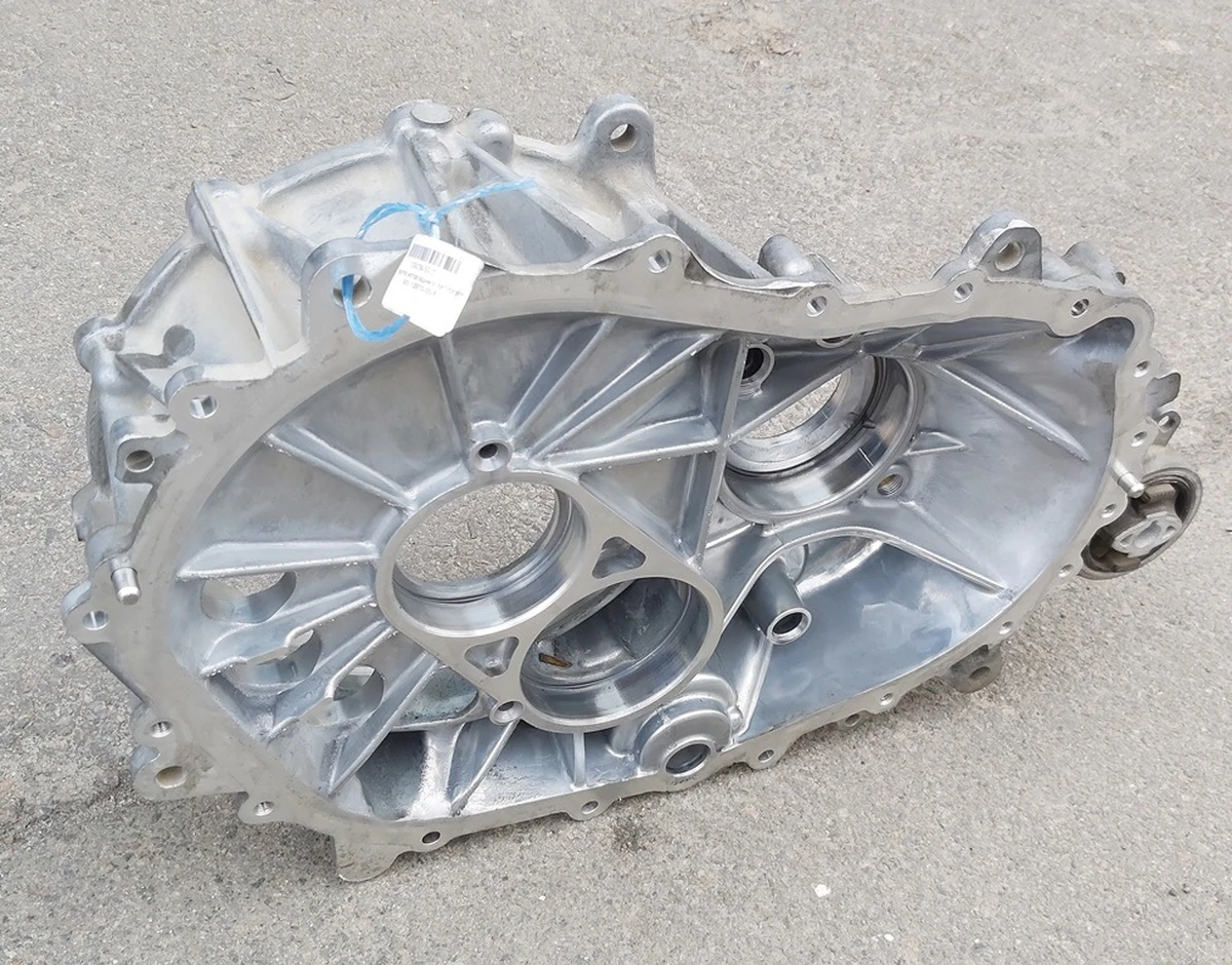 1 Картер редуктора двигуна заднього MOSFET з боку ротора Tesla model 3 1120970-00-F