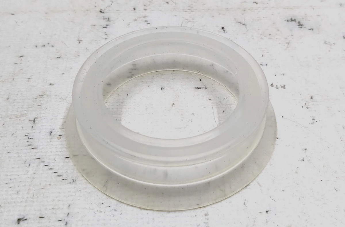 Ізолятор силіконовий основної батареї Tesla model 3 1090905-00-C