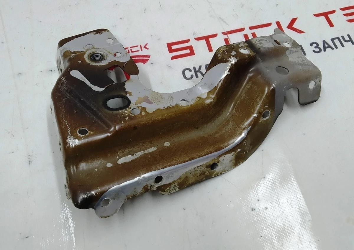 ASY, PARCEL SHELF RETRACTOR REINF RH - SVC Tesla model 3 1095654-S0-D