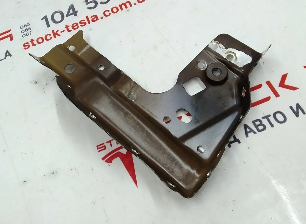 ASY, PARCEL SHELF RETRACTOR REINF RH - SVC Tesla model 3 1095654-S0-D