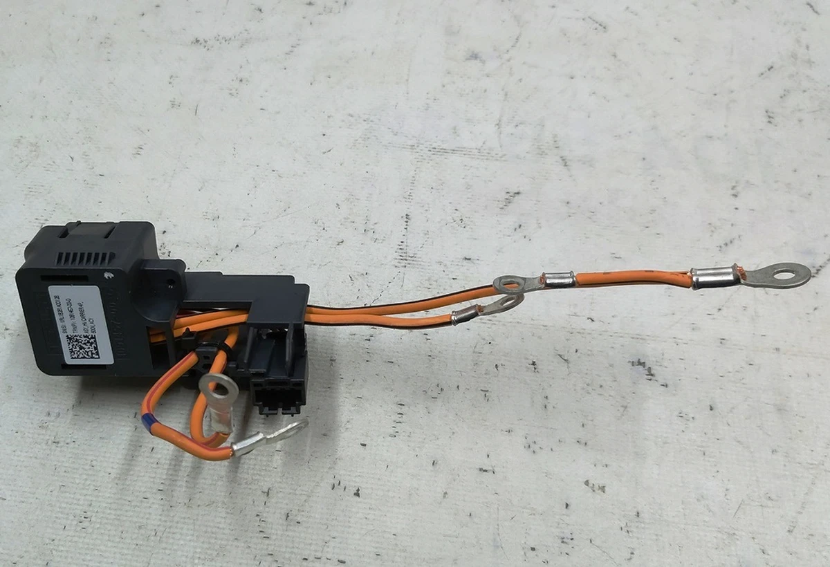 Роз'єм високовольтний 600V основної батареї Tesla model 3, Y 1091457-00-D