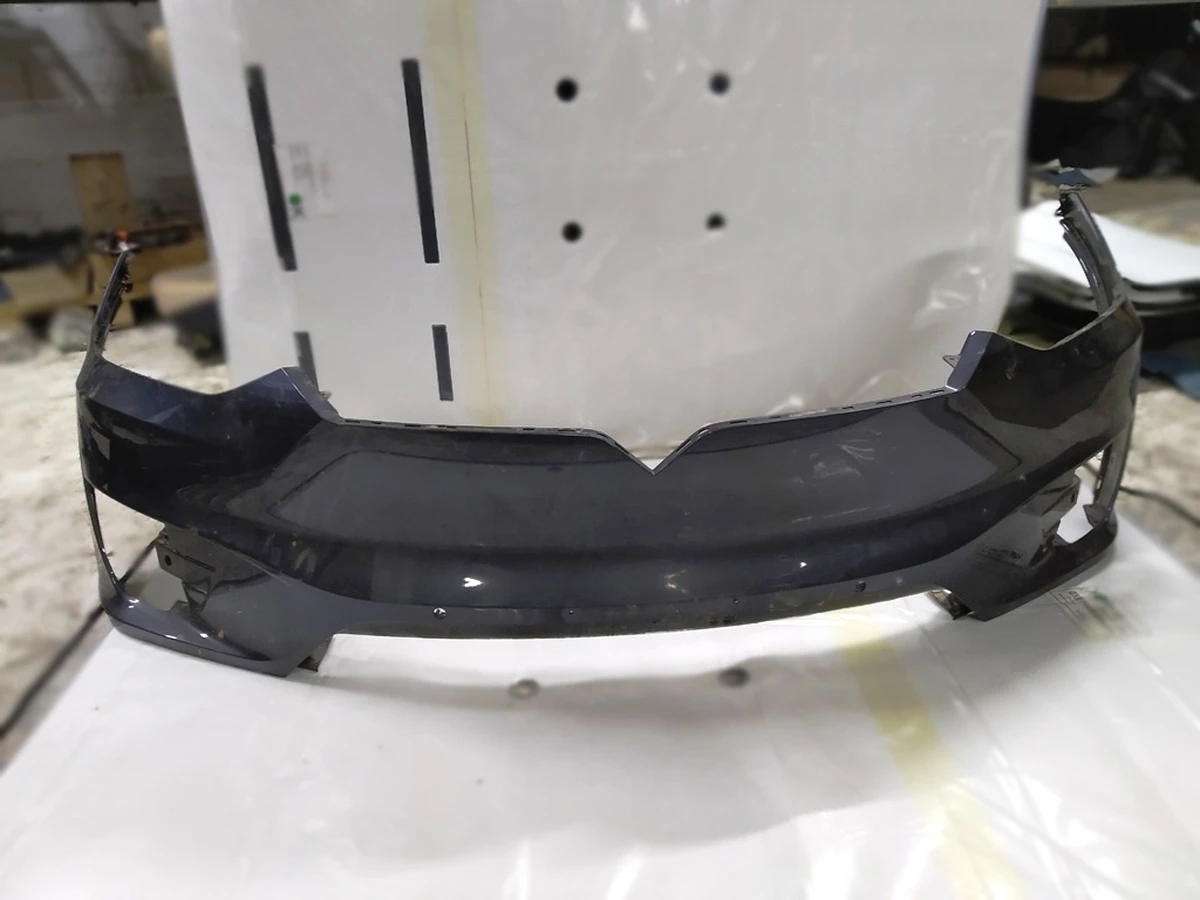 1 Бампер передній (AUTOPILOT) STEEL GREY PMNG Tesla model X 1091879-00-B