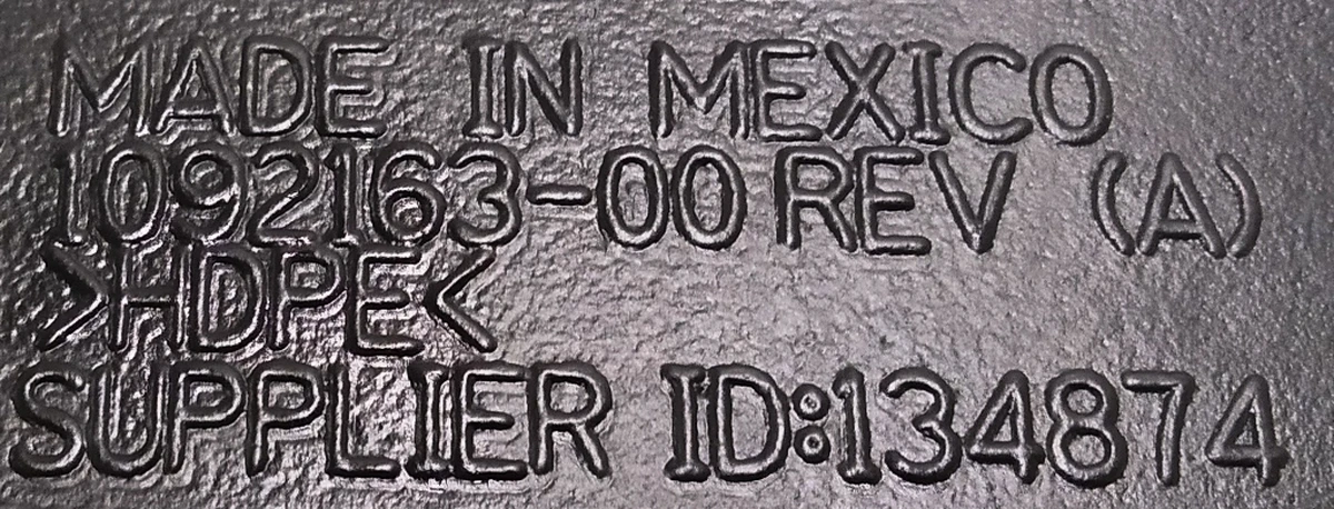 1 2ND ROW FLOOR ADAPTER, Tesla model 3 1092163-00-A