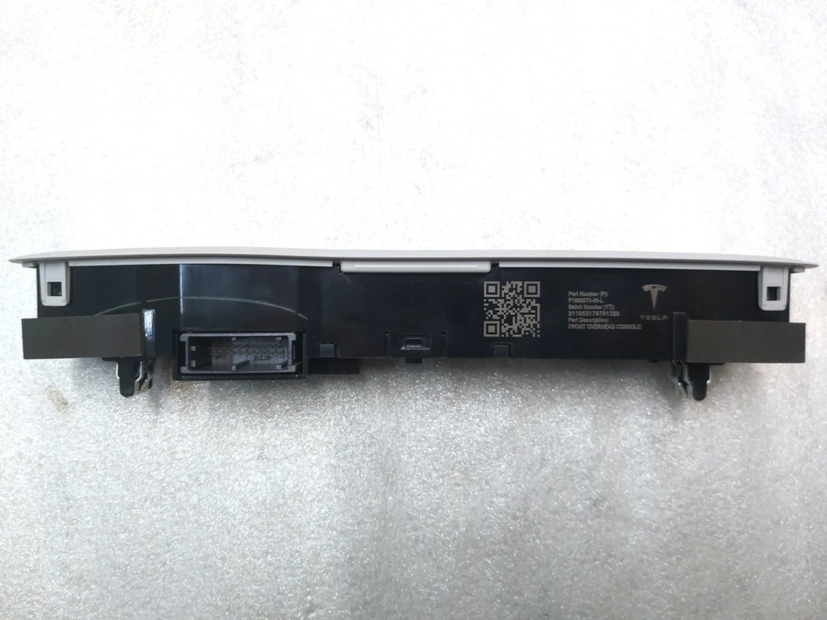 4 OHC, FRONT, NA Tesla model 3 1092573-00-M