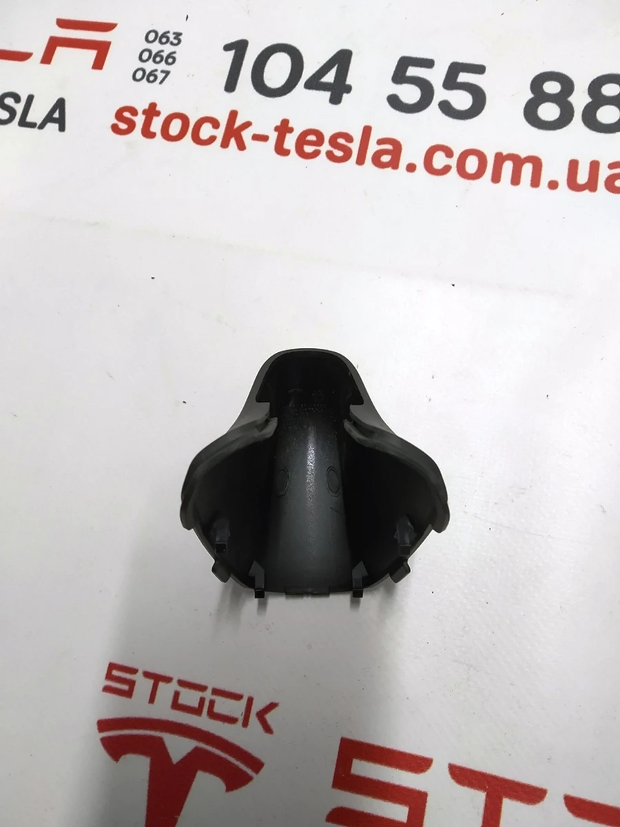 8 Tesla model S REST 1092616-01-E