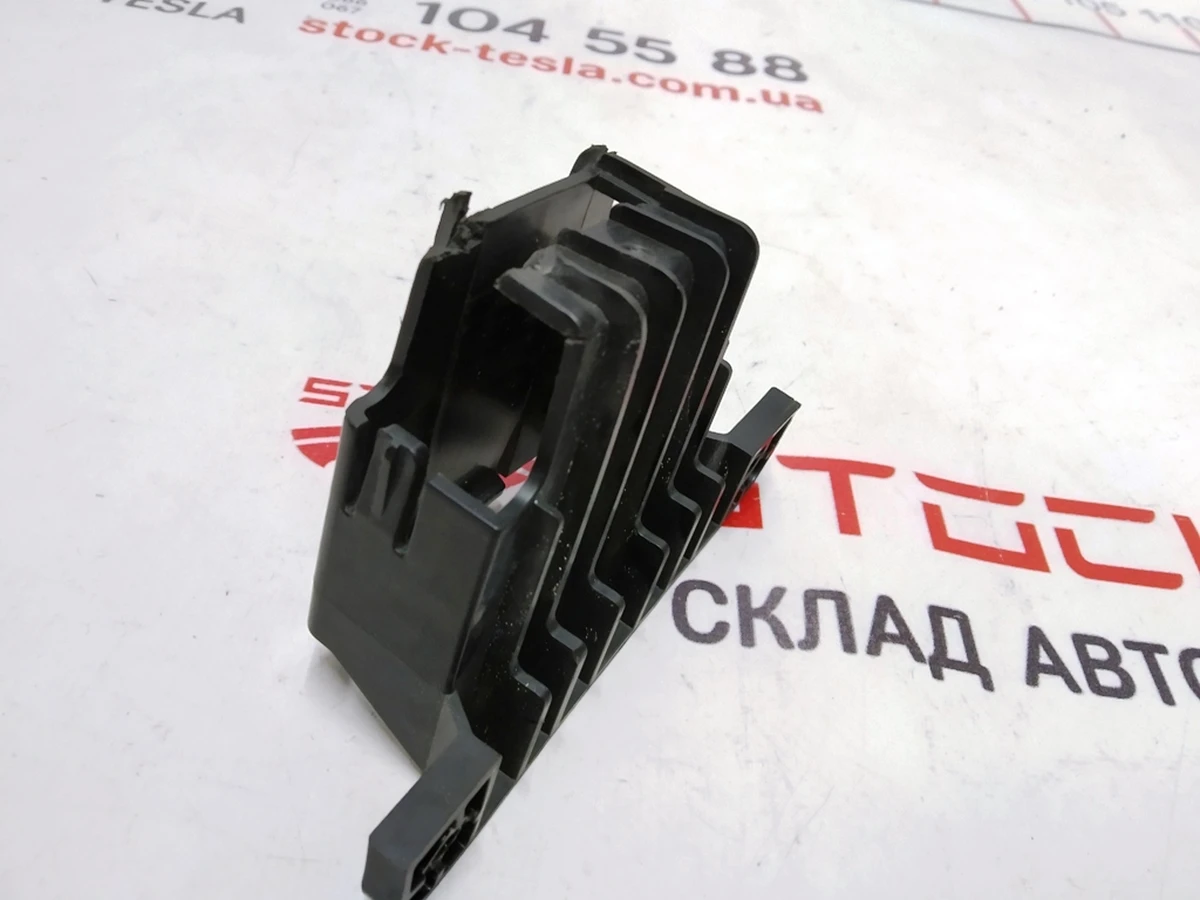 2 Кронштейн кріплення HOMELINK Tesla model S REST 1092730-00-A