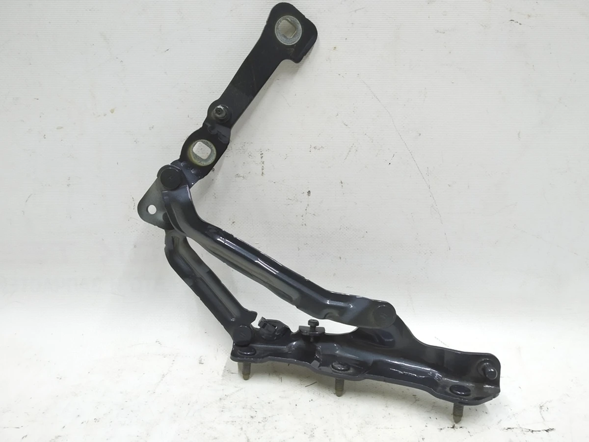 2 Петля кріплення кришки багажника права PMNG Tesla Model 3 1092821-00-E