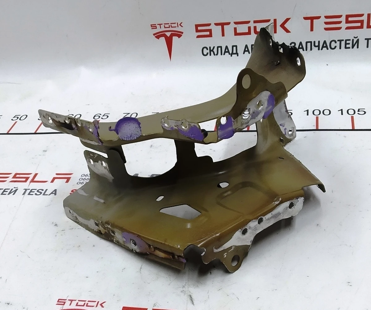 Чверть задні праві підсилювач внутрішньої кузовний панелі колісної арки в зборі Tesla model 3 1093336-S0-A