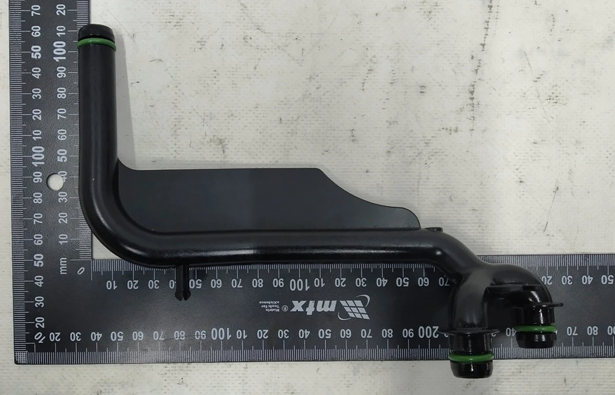 1 Маслопровід редуктора мотора заднього Tesla model 3 1120970-00-F