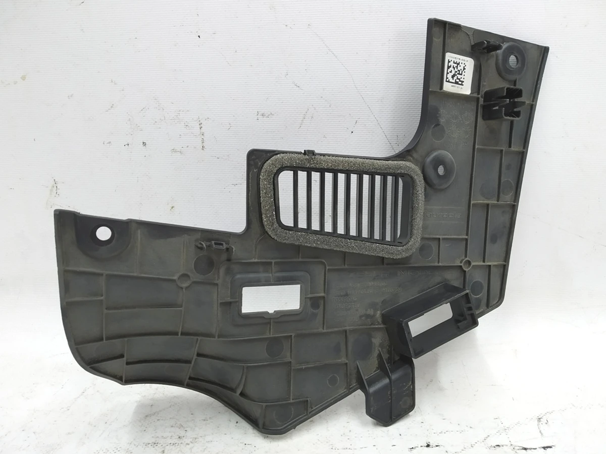 11 Tesla model 3 driver's footwell trim 1100579-00-F