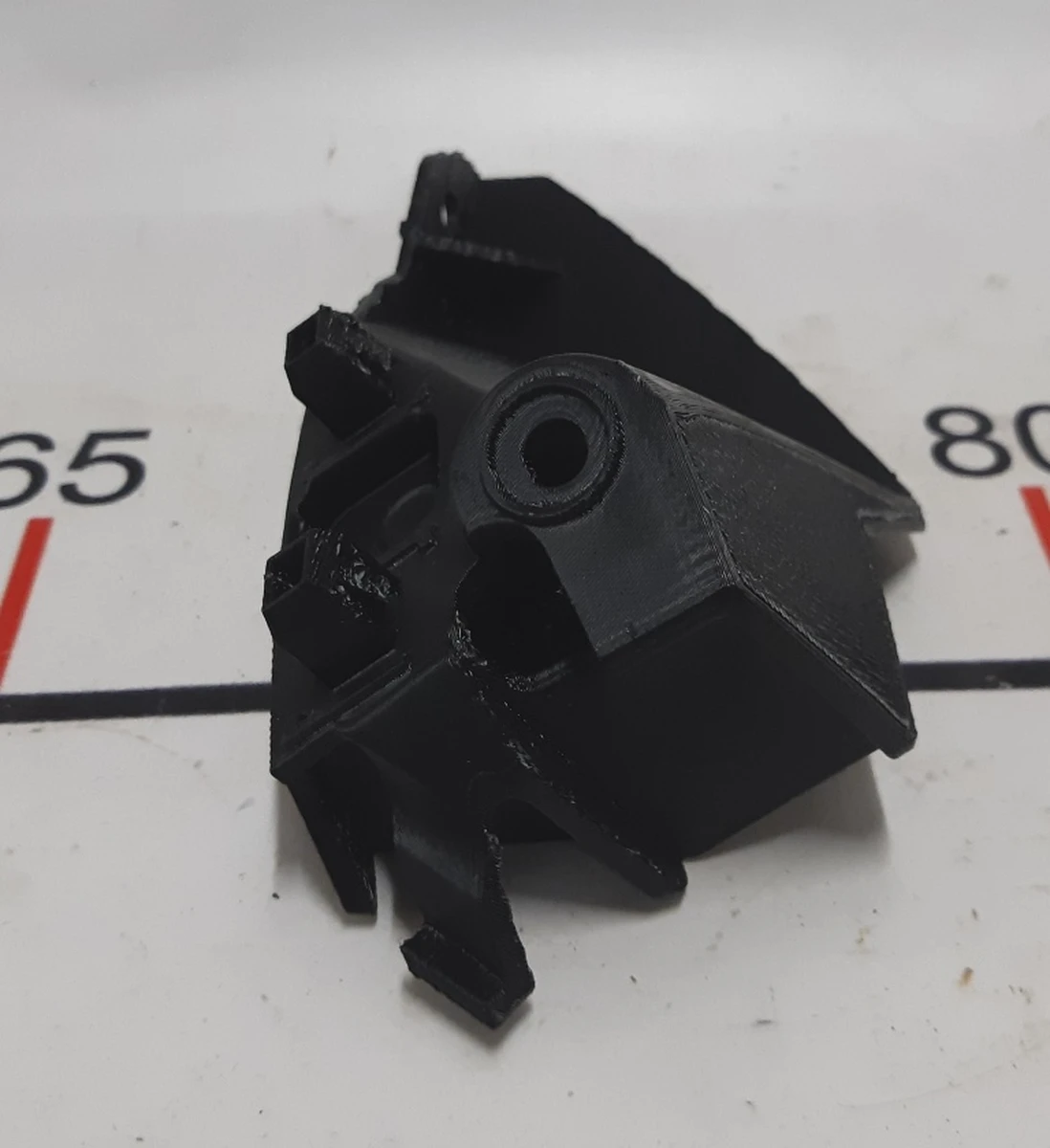 3 Направляющая крыла переднего правого (ракушка) 3D Tesla model S, model S REST 1095496-00-A