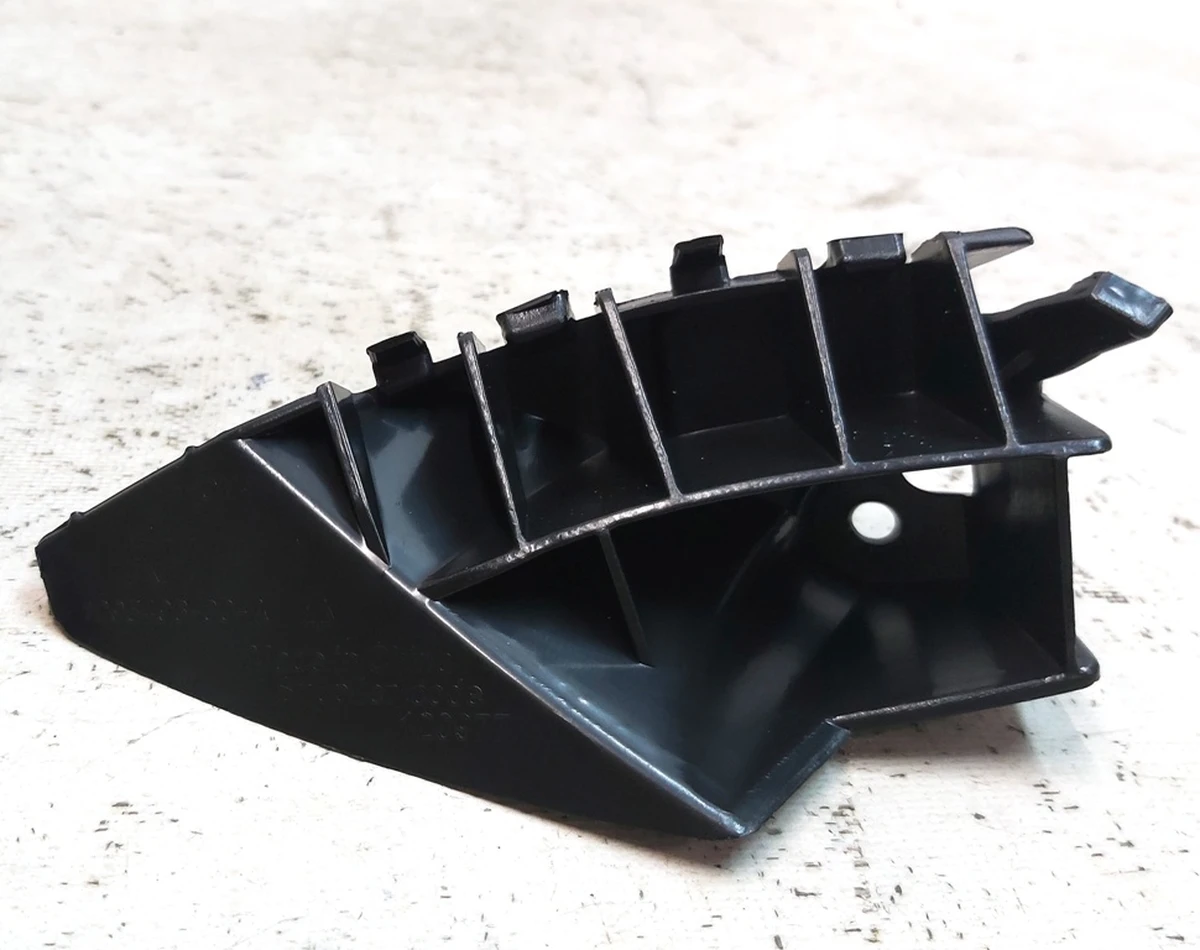 3 Fascia Fender Bracket RH Tesla model S, model S REST 1095496-00-A