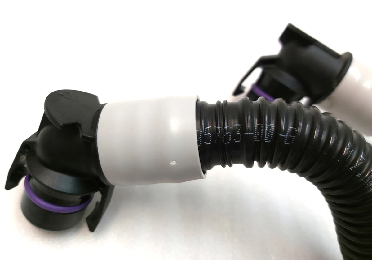 26 HOSE- INLET TO POWER CONTROL UNIT (PCS) UNIT Tesla model 3, model Y 1095763-00-G