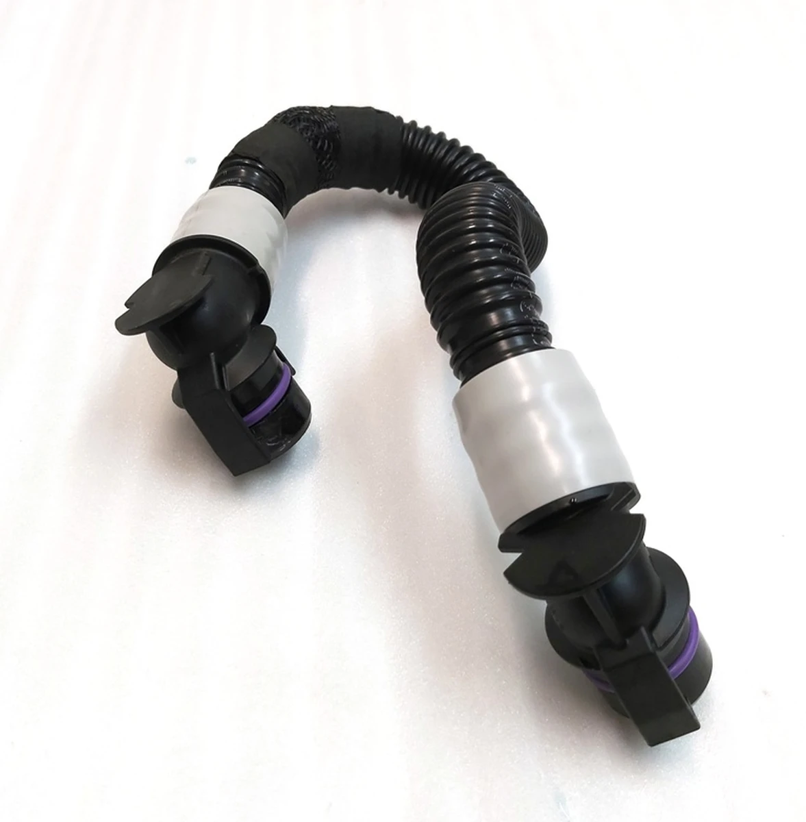 26 HOSE- INLET TO POWER CONTROL UNIT (PCS) UNIT Tesla model 3, model Y 1095763-00-G