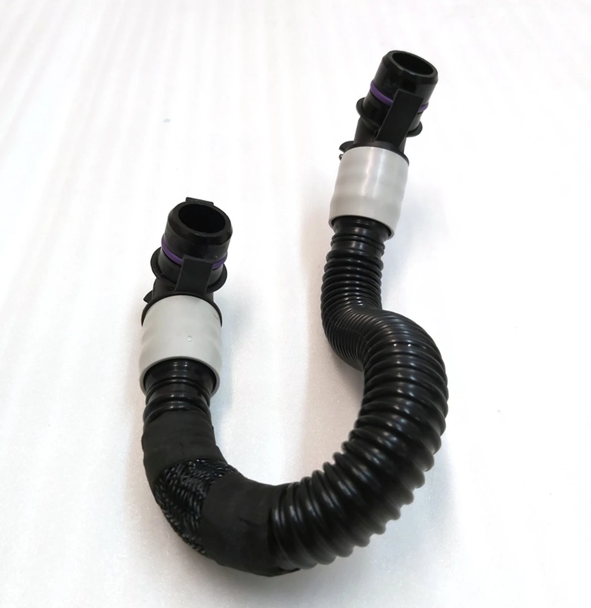 26 HOSE- INLET TO POWER CONTROL UNIT (PCS) UNIT Tesla model 3, model Y 1095763-00-G