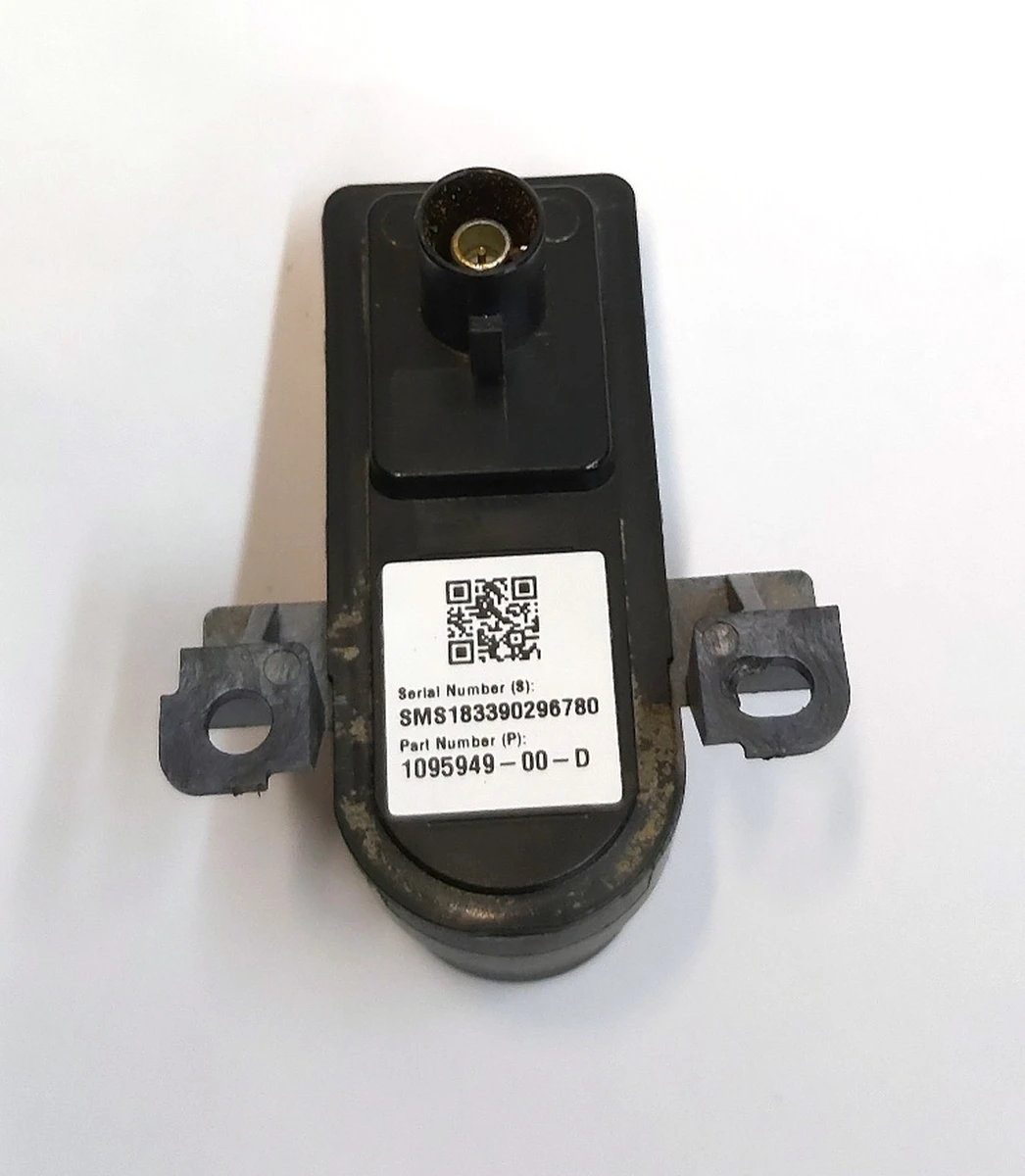 1 Камера заднего вида Tesla Model 3, Model Y 1095949-00-E