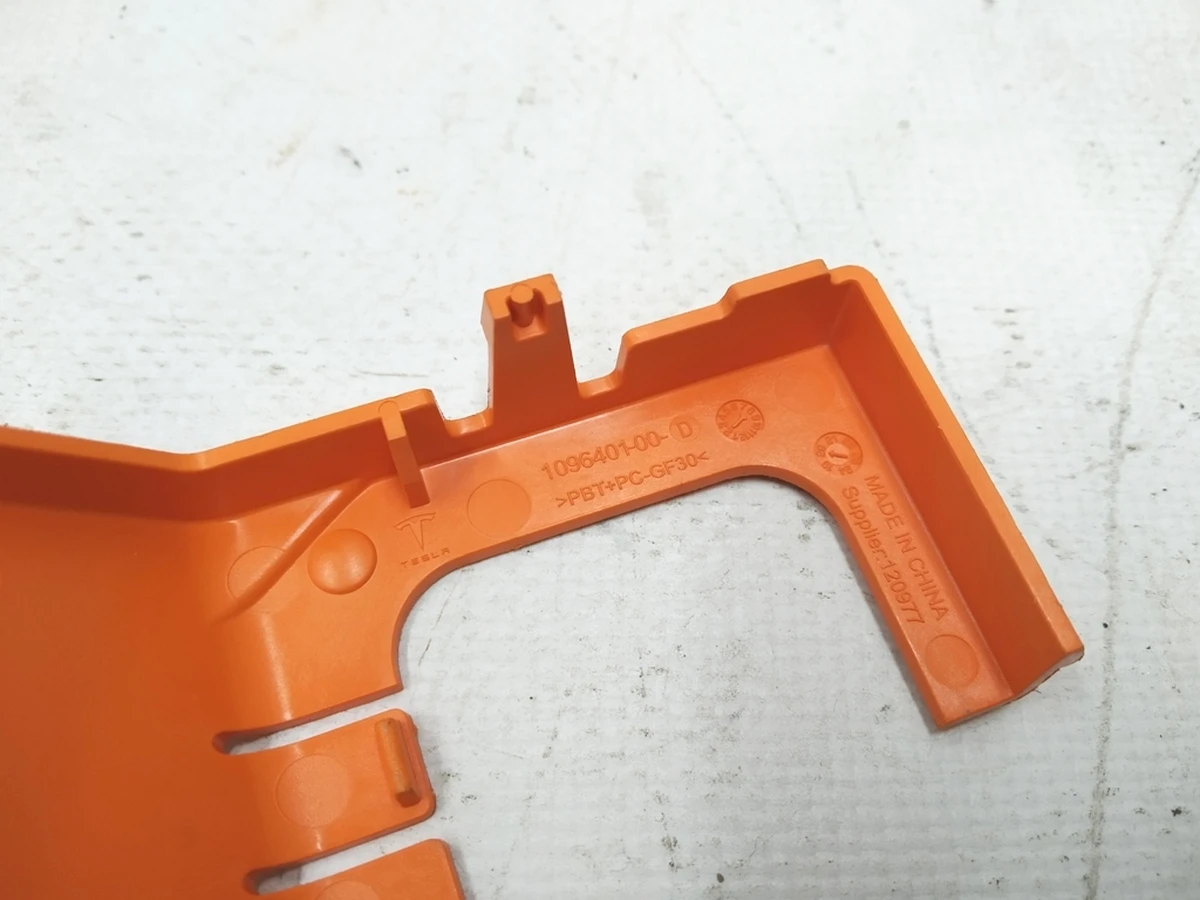 Ізолятор піропатрона основної батареї Tesla model 3 model Y 1096401-00-D