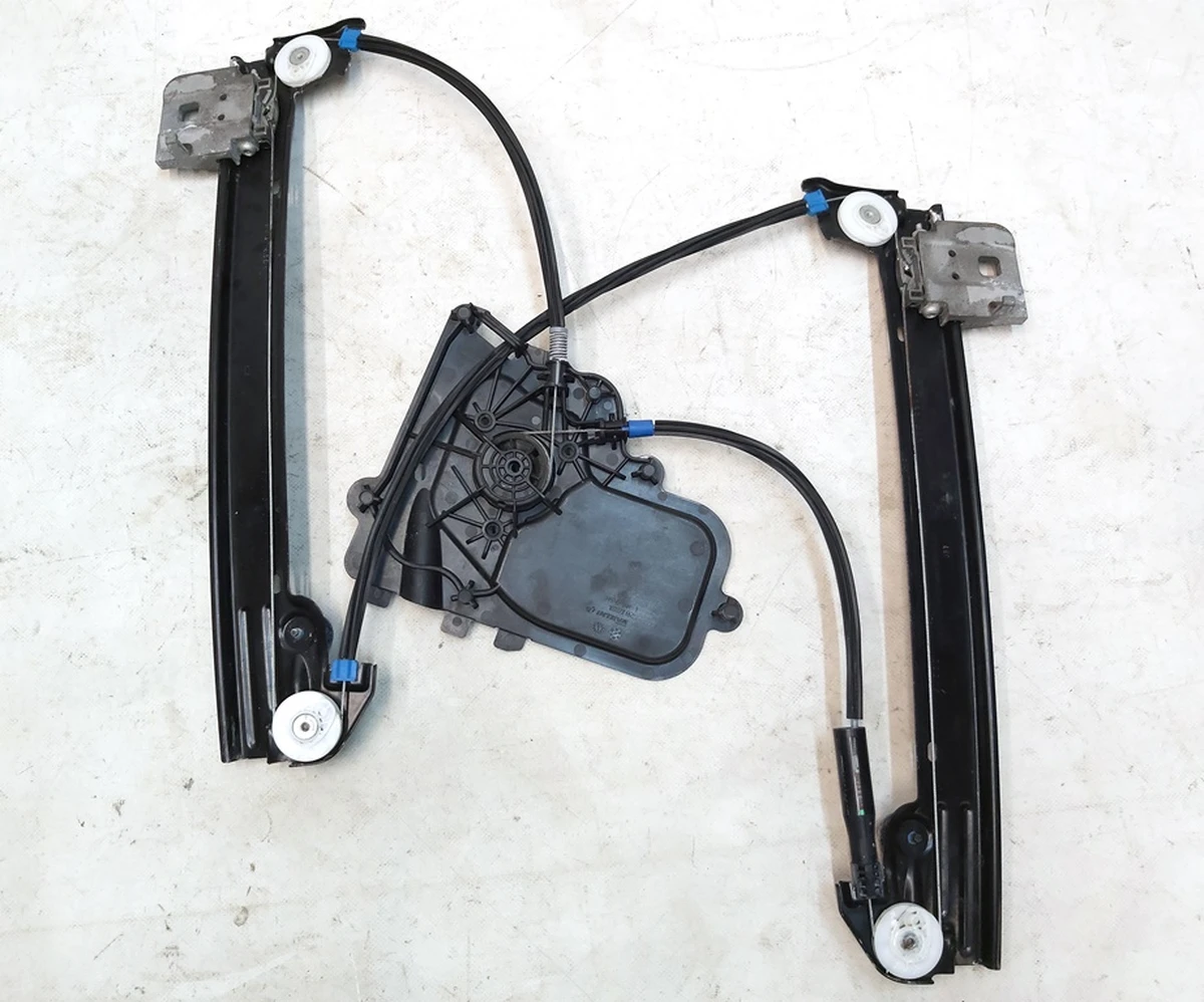 2 WINDOW REGULATOR - FRONT - RIGHT HAND without electric motor Tesla model 3 1096621-14-J