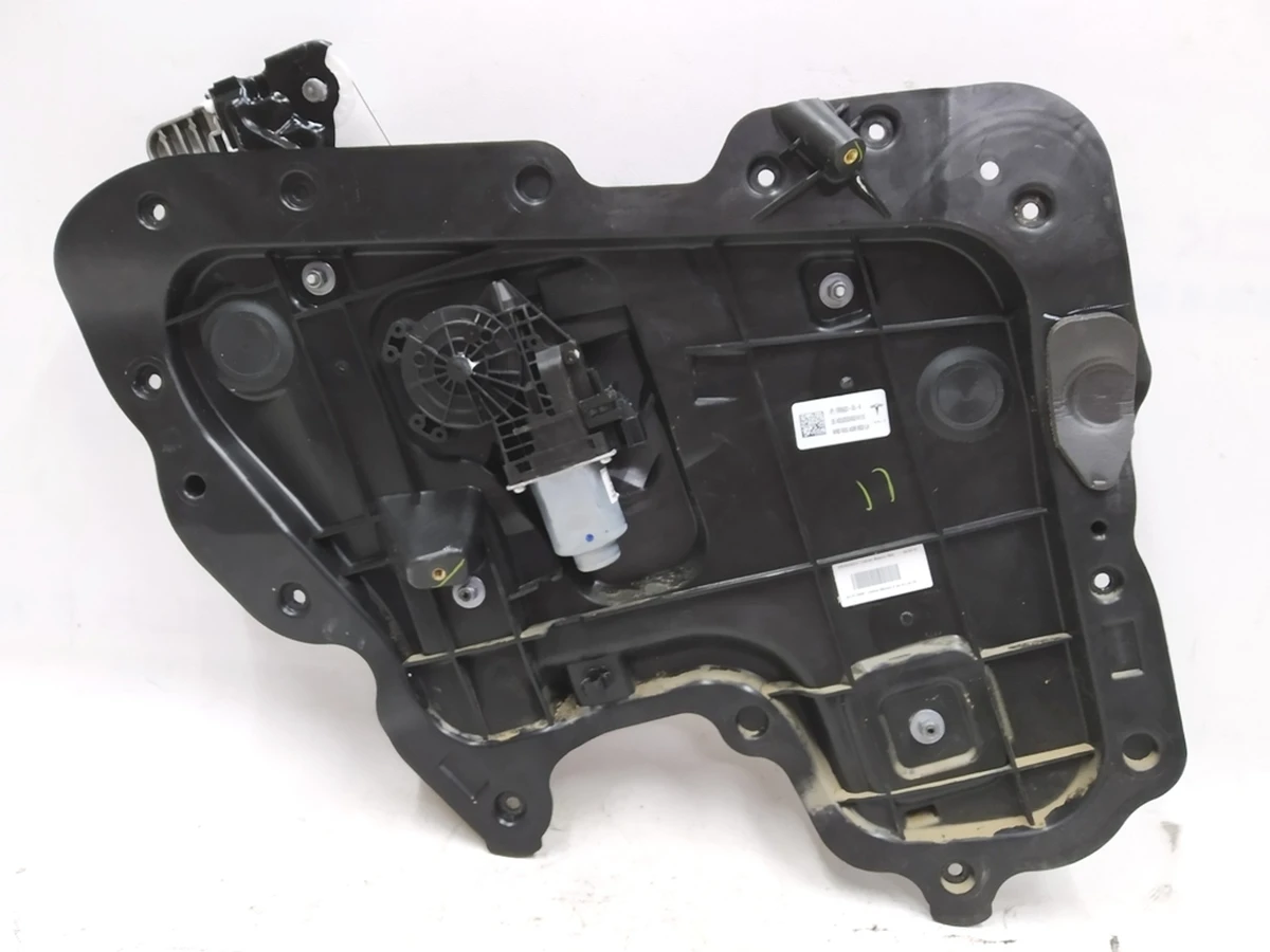 3 Склопідйомник задній лівий Tesla model 3 1096622-00-K